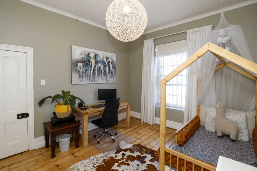 2 Bedroom Property for Sale in Claremont Western Cape